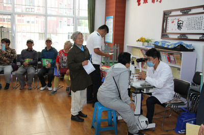 長(zhǎng)春市質(zhì)量技術(shù)監(jiān)督局朝陽(yáng)分局開展&ldquo;質(zhì)量與安全進(jìn)社區(qū)&rdquo;活動(dòng)_社會(huì)_網(wǎng)