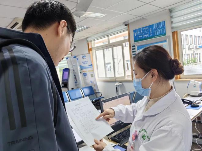 &ldquo;沒(méi)想到!一次就診能解決這么多問(wèn)題!&rdquo;&ldquo;一站式&rdquo;社區(qū)護(hù)理綜合服務(wù),來(lái)了解下&rarr;